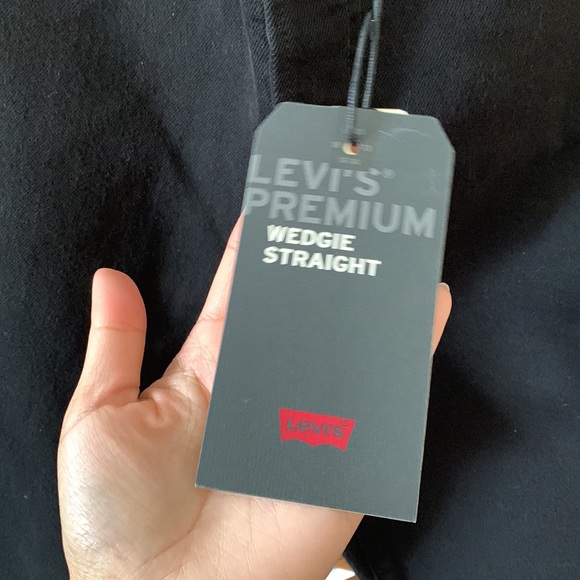Levi’s Premium Wedgie Straight Jean NWT - Picture 8 of 17